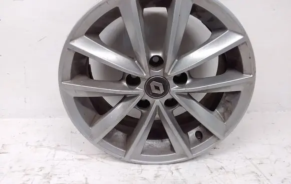 R16 alloy rim