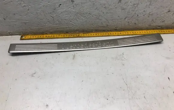 Mercedes-Benz E W212 Other sill/pillar trim element A2120860936