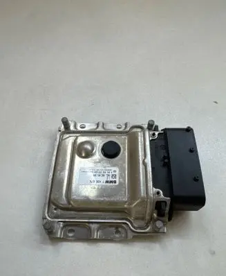 BMW X5 F15 Adblue control unit 7436676 002001000 0281032222