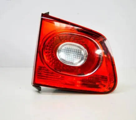 Volkswagen Tiguan Tailgate rear/tail lights 5N0945093C