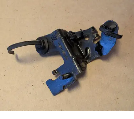 Renault Arkana Engine mounting bracket 6805R