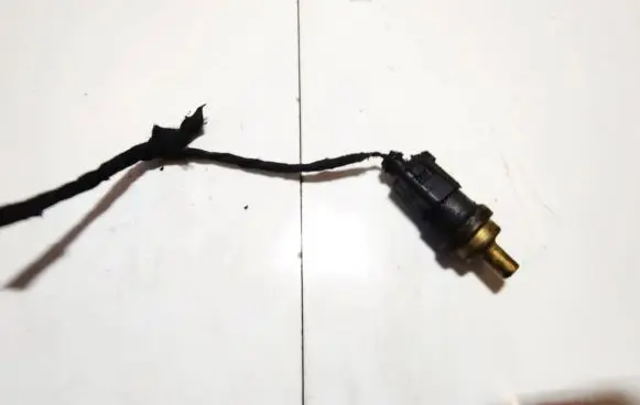 Coolant temperature sensor