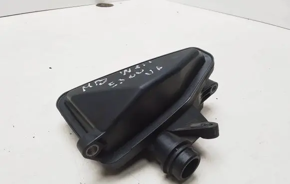 Mercedes-Benz E W211 Intake resonator A6421400087 4010323A