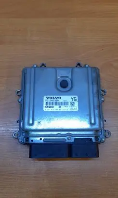 Volvo S60 Engine control unit/module P31303388 0281015286