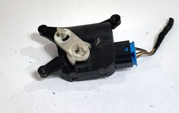 Volkswagen PASSAT B6 Air flap motor/actuator 3C0907511