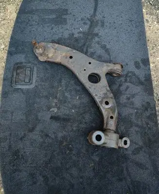 Mazda CX-5 Front lower control arm/wishbone