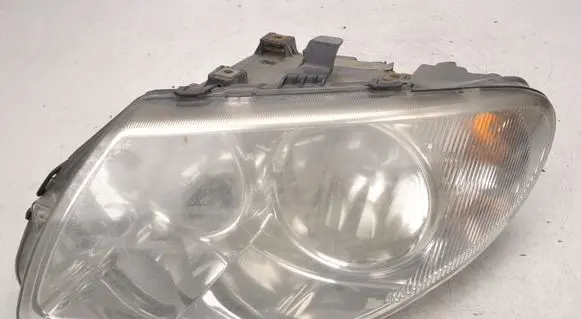 Chrysler Voyager Headlight/headlamp