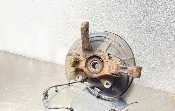Opel Meriva B Front wheel hub GM132620
