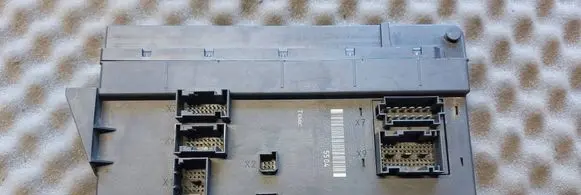 Mercedes-Benz Sprinter W906 Comfort/convenience module A9069005504 A9069018701 A9069022001