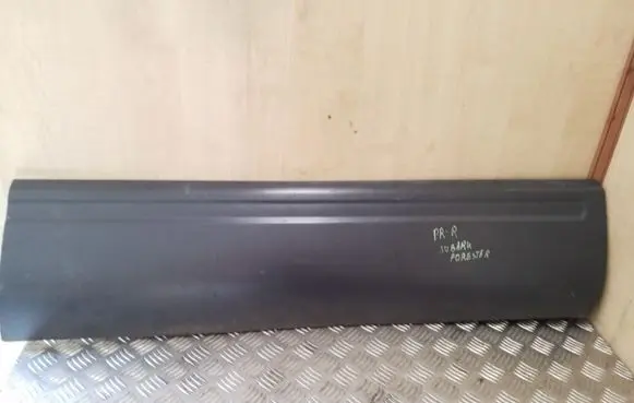 Subaru Forester SG Front door trim (molding)
