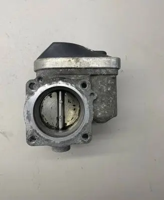 Volkswagen Touran I Throttle valve 036133062Q 4082338323010