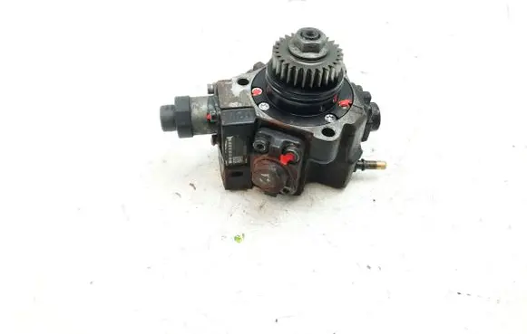 Opel Vivaro Fuel injection high pressure pump 0445010404 167008960R