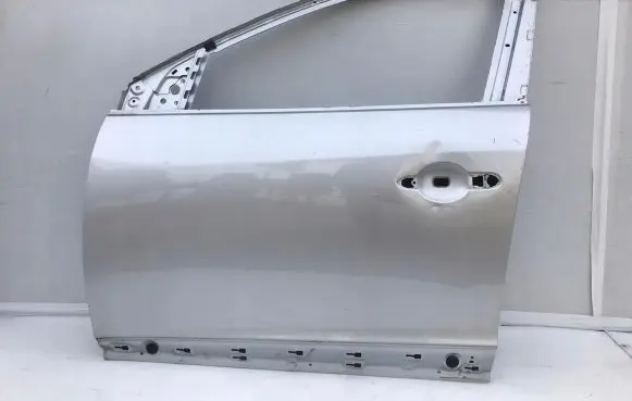Renault Megane III Front door card panel trim 801115