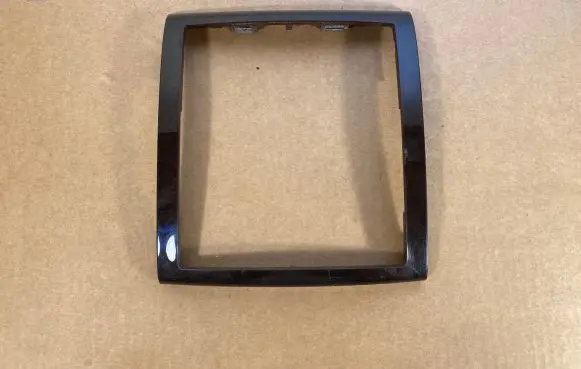 Volkswagen Touareg I Center console decorative trim 7L6863337