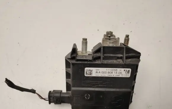 Mercedes-Benz E W213 Fuse module A0009061505