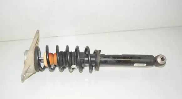 BMW i3 Rear shock absorber/damper 6880101 33526880101 6852227