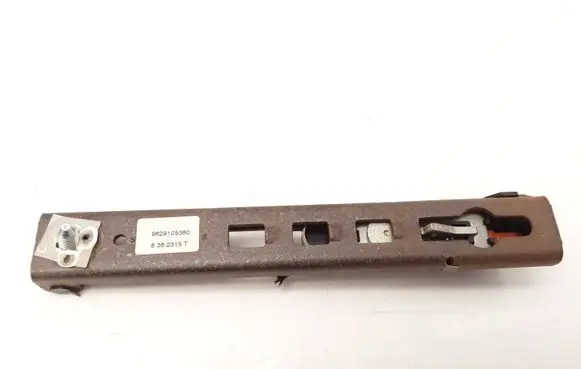 Peugeot 607 Seat belt height adjuster 9629105380 8362315T