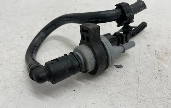 Opel Grandland X Vacuum valve 9802009480