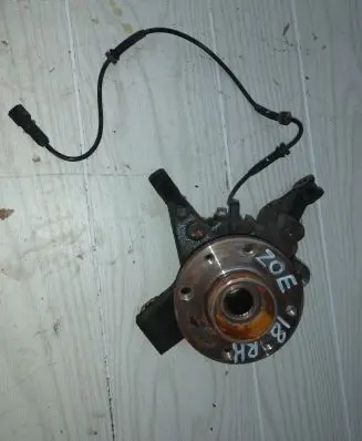 Renault Zoe Front wheel hub