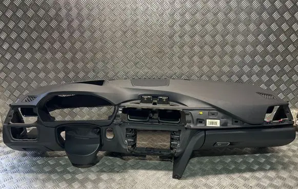 BMW 3 F30 F35 F31 Dashboard 9239382 15B0630401359