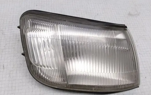 Mitsubishi Space Runner Front indicator light 12037623