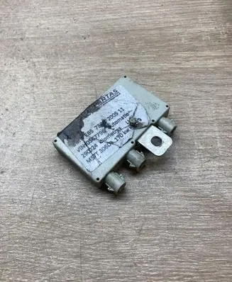 BMW 7 E65 E66 Aerial antenna amplifier 8368205