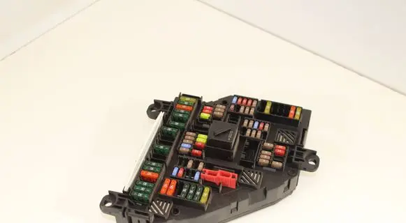 BMW 5 F10 F11 Fuse module 03193027 9264923 417033452