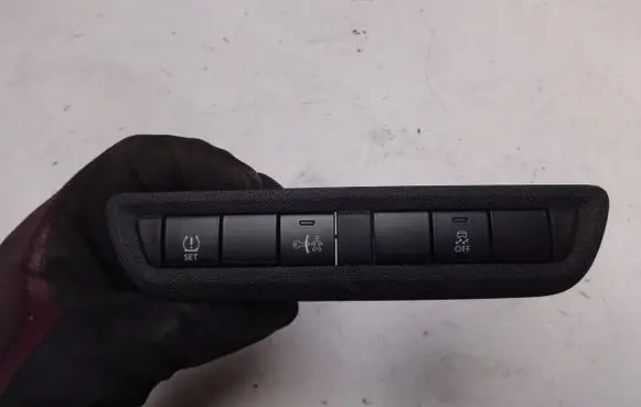 Peugeot 2008 I A set of switches 