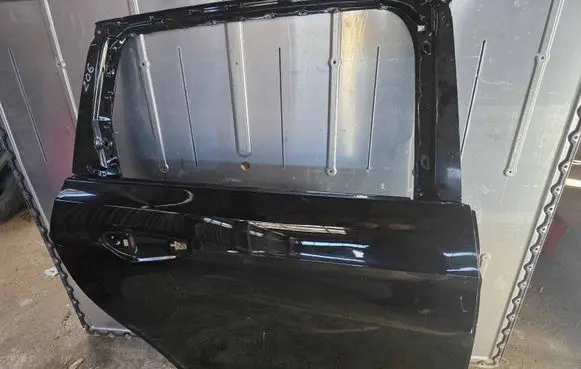 Ford S-MAX Rear door 