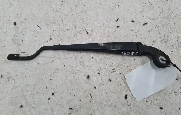 Seat Leon (1M) Rear wiper blade 1M69557073