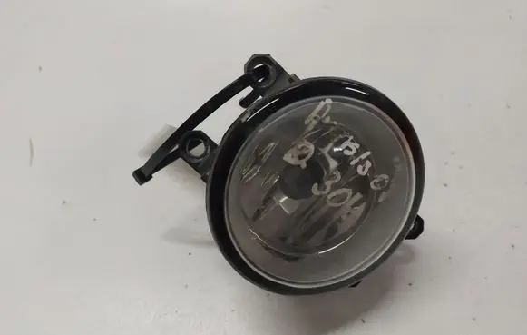 Toyota Avensis T250 Front fog light 89210656