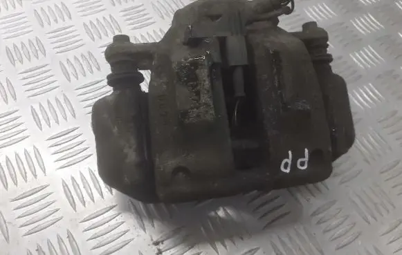 Mercedes-Benz C W203 Front brake caliper