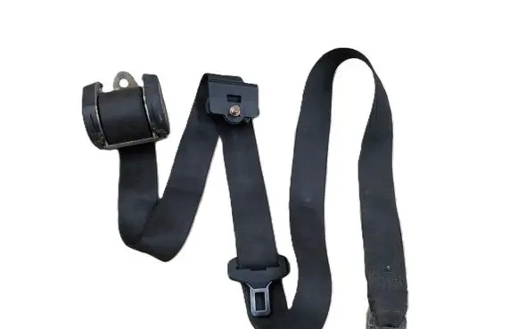 Mercedes-Benz Vito Viano W638 Front seatbelt A6388600385
