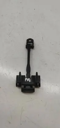 Peugeot 508 RXH Front door check strap stopper
