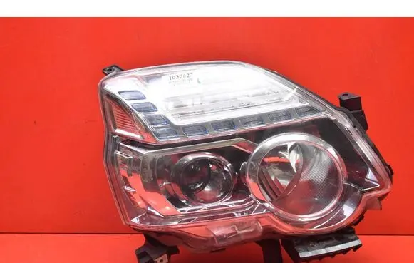 Nissan X-Trail T31 Headlight/headlamp