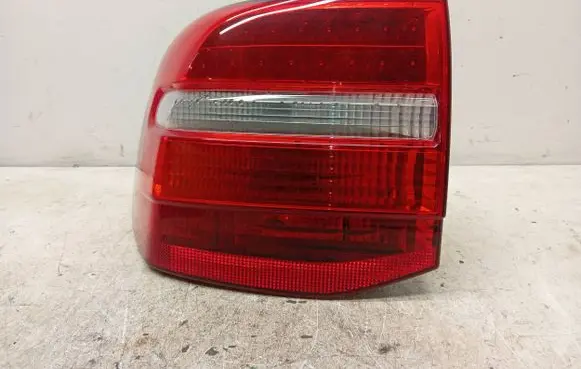 Porsche Cayenne (9PA) Rear/tail lights 7L5945207
