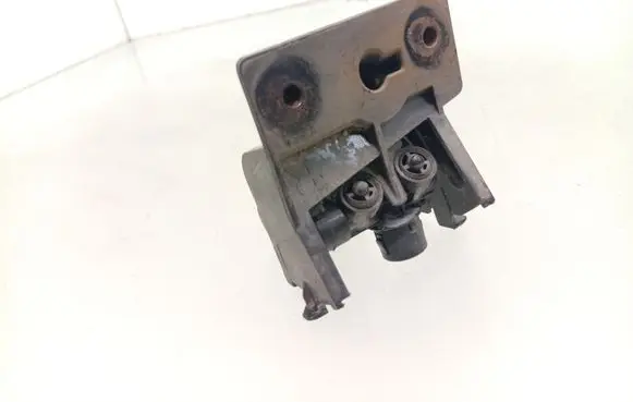 Toyota Auris 150 Headlight washer spray nozzle 30828
