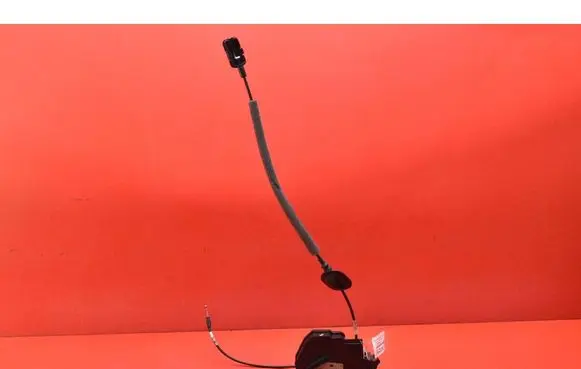 Renault Captur Front door lock 805014463R