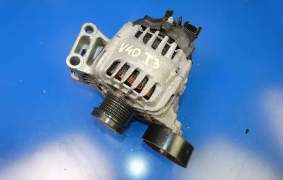 Volvo V40 Generator/alternator 31285435 312001097 FG15T063
