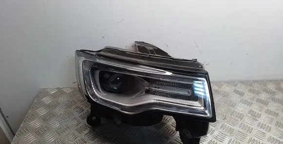 Jeep Grand Cherokee Headlight/headlamp