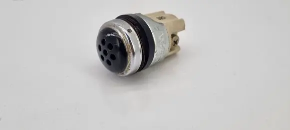 Mercedes-Benz COMPAKT W115 Glow plug pre-heat relay 0251002032