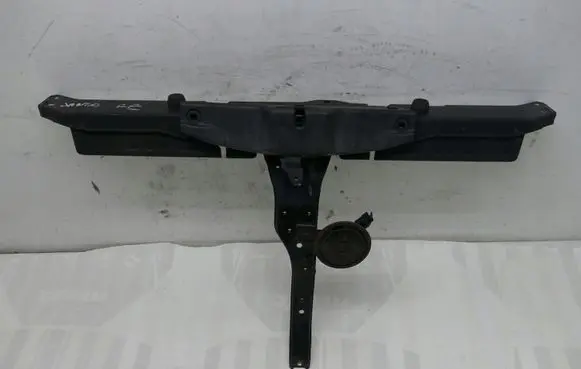 Top upper radiator support slam panel