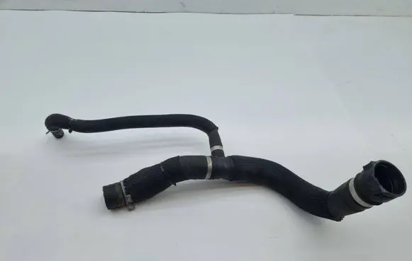 Jeep Grand Cherokee WL Coolant pipe/hose