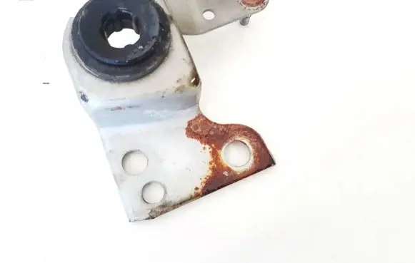 Mazda 626 Radiator mount bracket