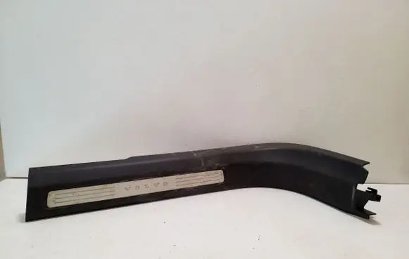 Volvo XC60 Front sill trim cover 31448015