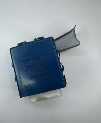 Toyota Yaris Door control unit/module 8598052051 0515003580