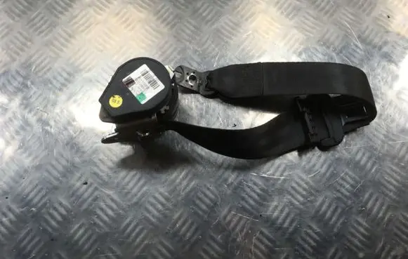 Volkswagen Golf VII Rear seatbelt 621102200