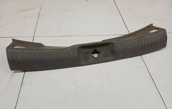 Nissan Almera Tino Other trunk/boot trim element 84992BU000