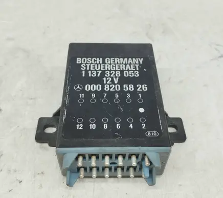 Mercedes-Benz E W124 Other relay 0008205826 A0008205826 1137328053