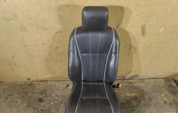 Jaguar XJL Front passenger seat 